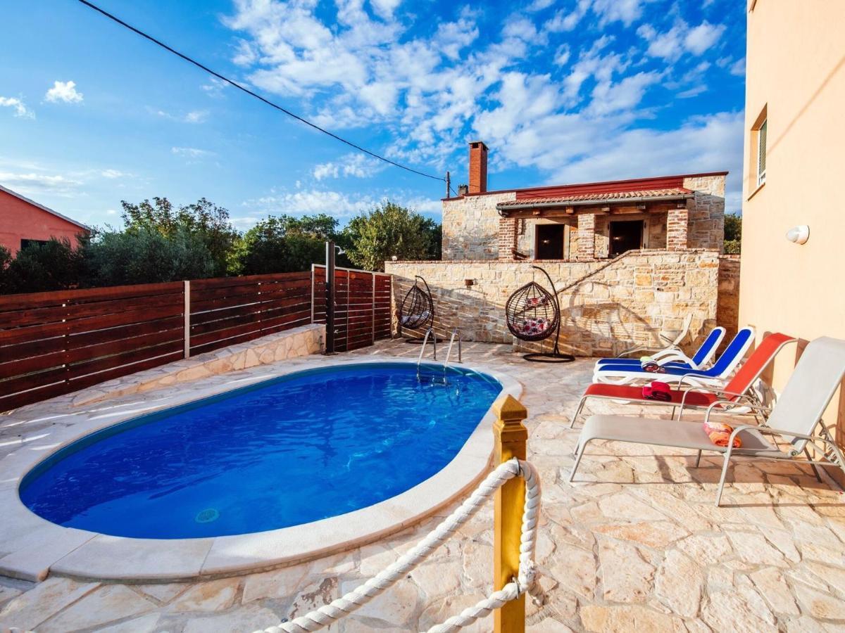 Splendid Holiday Home In Jasenice Maslenica Extérieur photo