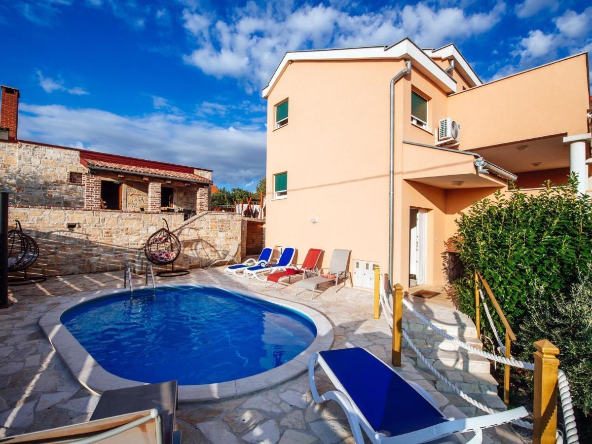 Splendid Holiday Home In Jasenice Maslenica Extérieur photo